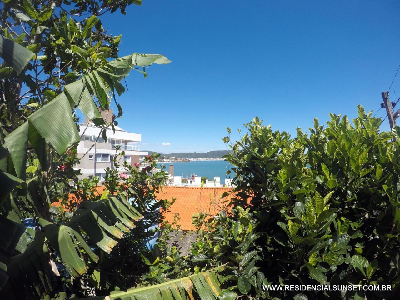 Residencial Sunset Apart otel Bombinhas Dış mekan fotoğraf