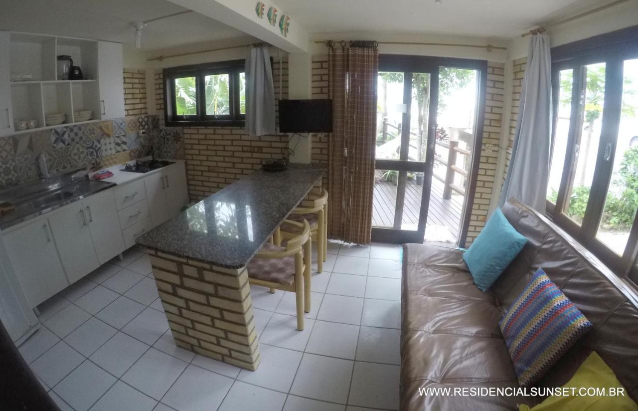 Residencial Sunset Apart otel Bombinhas Dış mekan fotoğraf